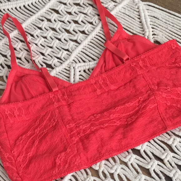 Bralette - Picture 6 of 7